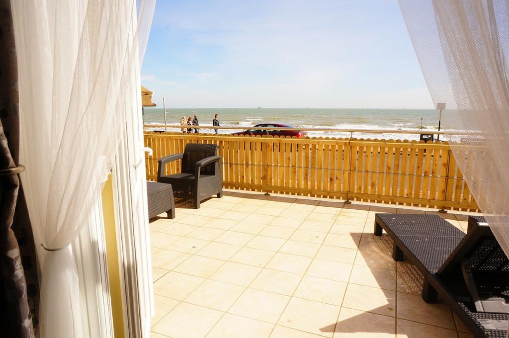 Shoreside Inn Шанклин Экстерьер фото